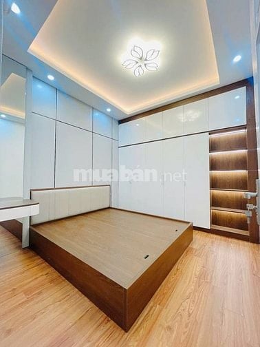 LÔ GÓC 33M2 HAI THOÁNG , NGÕ THÔNG , 50M RA  Ô TÔ , BÙI XƯƠNG TRẠCH .