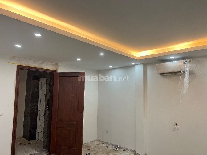 Nhà phân lô mới kính cong,khu Lê trọng tấn,phân khúc hiếm giá hợp lý