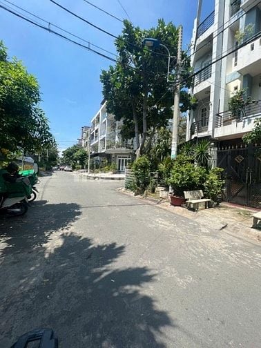 Ngang 5m còn  1 căn!! MT đường số 32 Bình Phú 1 - Quận 6 chỉ 13 tỷ