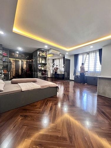 CHDV MT 87 PHÒNG - THU 6 TỶ/năm - 393m2 7 TẦNG có PENTHOUSE 