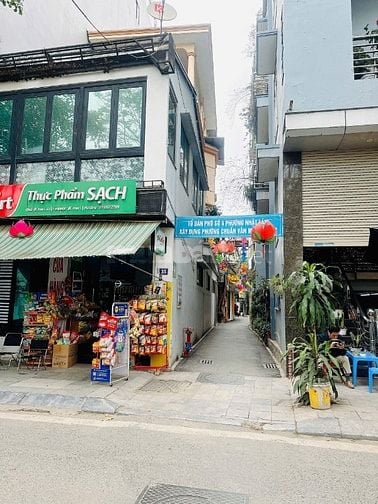 Cho thuê nhà gần phố Trịnh Công Sơn, quận Tây Hồ. DT 55m2 x 4 tàng