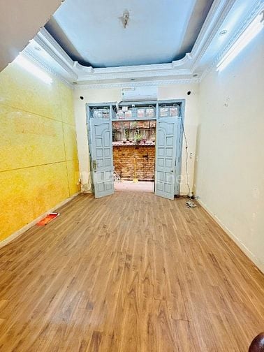 Cho thuê nhà gần phố Trịnh Công Sơn, quận Tây Hồ. DT 55m2 x 4 tàng
