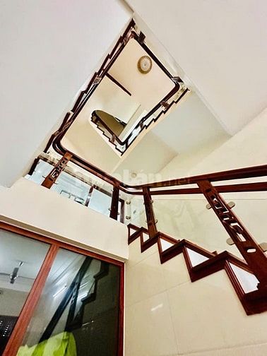 NHÀ CHỦ TỰ XÂY CHẮC CHẮN - NGÕ NÔNG GẦN PHỐ - Ô TÔ ĐỖ GẦN - BA GÁC ĐỖ 