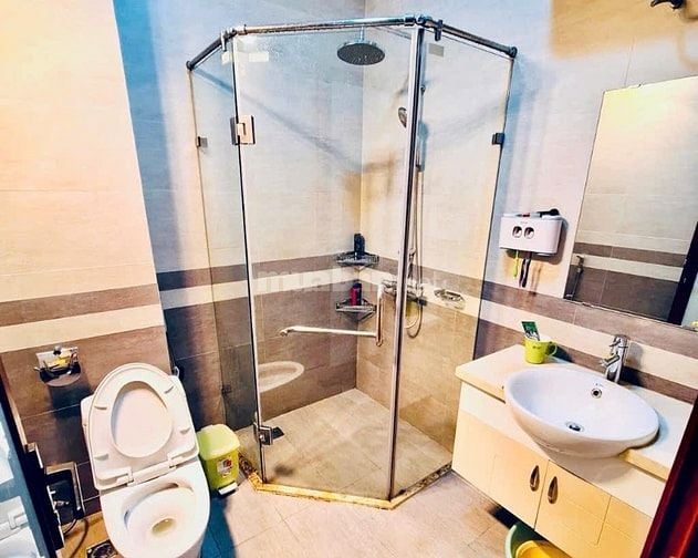 NHÀ CHỦ TỰ XÂY CHẮC CHẮN - NGÕ NÔNG GẦN PHỐ - Ô TÔ ĐỖ GẦN - BA GÁC ĐỖ 