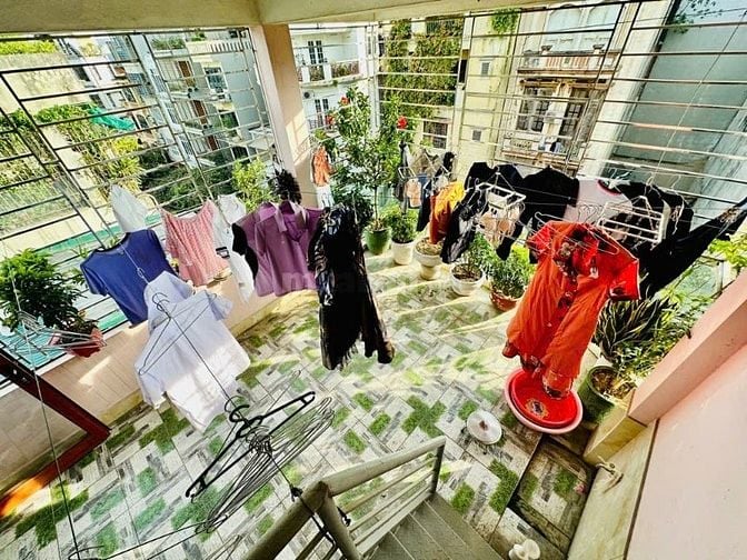 NHÀ CHỦ TỰ XÂY CHẮC CHẮN - NGÕ NÔNG GẦN PHỐ - Ô TÔ ĐỖ GẦN - BA GÁC ĐỖ 
