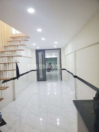 Bán nhà  mặt tiền Bến Phú Lâm, P.9, Q.6 giá 5.3 tỷ - 48.9m2