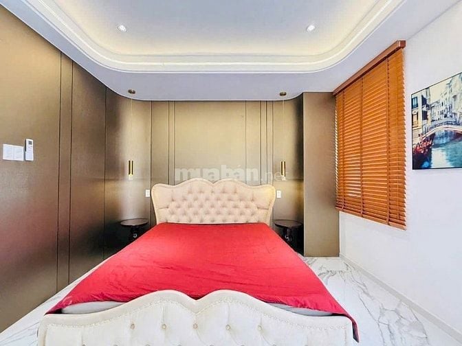 Bán nhà đang có hợp đồng thuê đường Duy Tân, Phú Nhuận. Ngay chợ