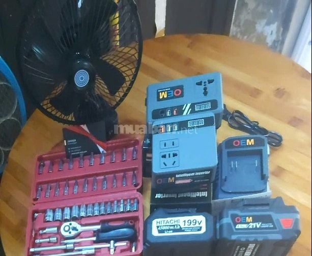 Thanh lý hàng triển lãm mẫu 2 bộ chuyển Pin 21v Ra điện 220v&USB+TypeC