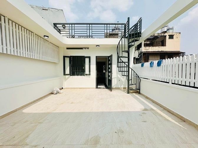 CỰC PHẨM NGANG 5M DÀI 15M – 4 TẦNG – HẺM XE TẢI CMT8 – GIẢM SỐC CHỈ 9.