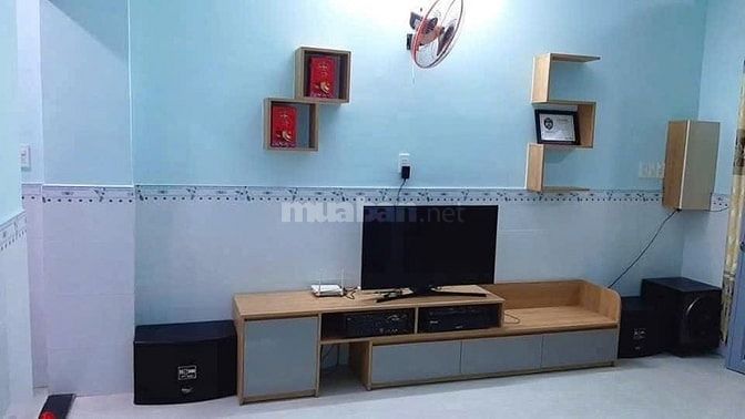 Nhà-Q12-TTH20-4,5×11-hẻm-xe-hơi-3ty75-khu dân cư đông đuc-tiện ích .
