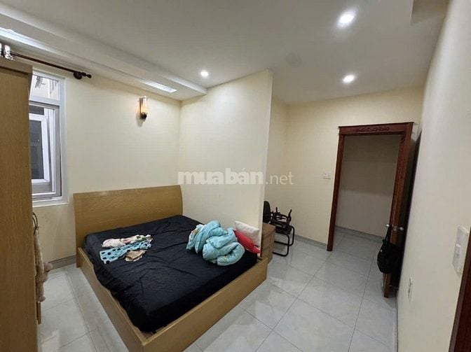 Chính chủ cho thuê nhà 3 lầu cư xá Phan Đăng Lưu, P. 1, Q. Bình Thạnh