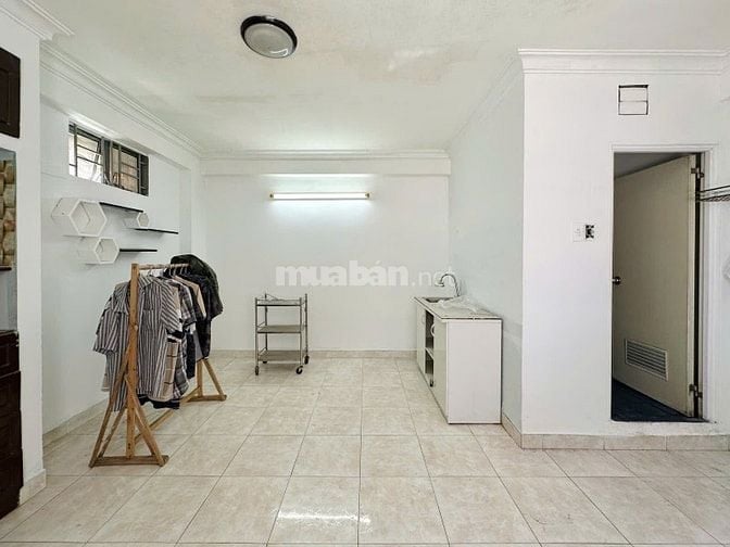 CHDV ĐẦU TƯ DÒNG TIỀN 40TR/THÁNG- NGAY ĐH HUTECH 70m2- 5 TẦNG- 14.x TỶ