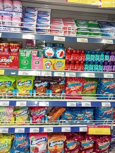 Cửa hàng quận 12 cần tuyển gấp 5 nhân viên bán hàng.