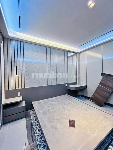 Nhà mới xây 100% HXH 11,3 tỷ, 70m2, 6PN, 7WC, 6 tầng, thang máy ở Nguy