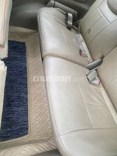 Chính chủ bán xe Innova 2.0E Số sàn