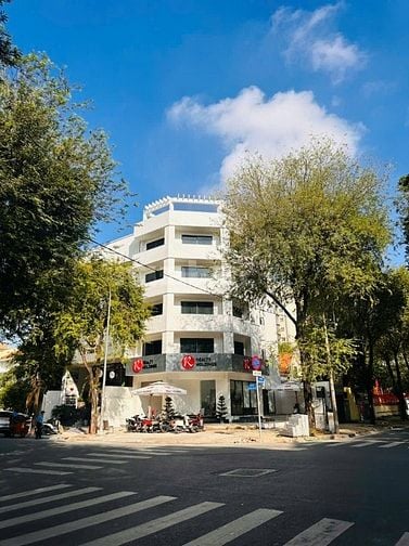 CHO THUÊ Góc 2 MT 37 Phùng Khắc Khoan, P.ĐK, Quận 1: 1 Hầm 6 tầng