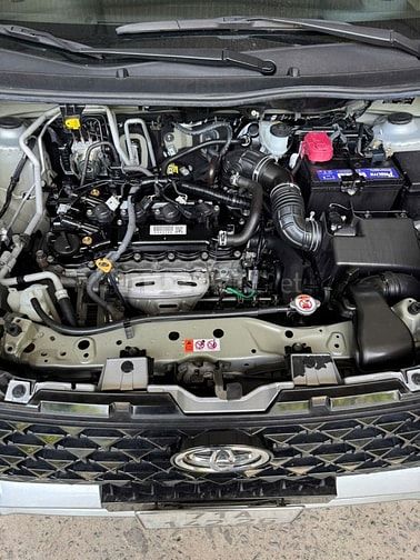 Cần bán xe toyota veloz cross số tự động