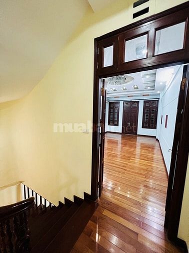 PHÂN LÔ NGHĨA ĐÔ HOÀNG QUỐC VIỆT. 2 MẶT NGÕ Ô TÔ, 5 TẦNG 65M2 CHỈ 24TỶ