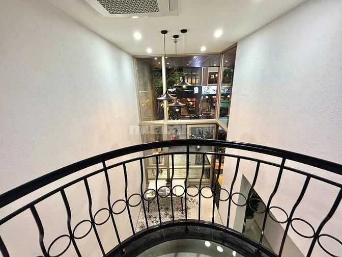 Chính chủ cho thuê mặt bằng 2 tầng Phố Đi Bộ An Thượng 3