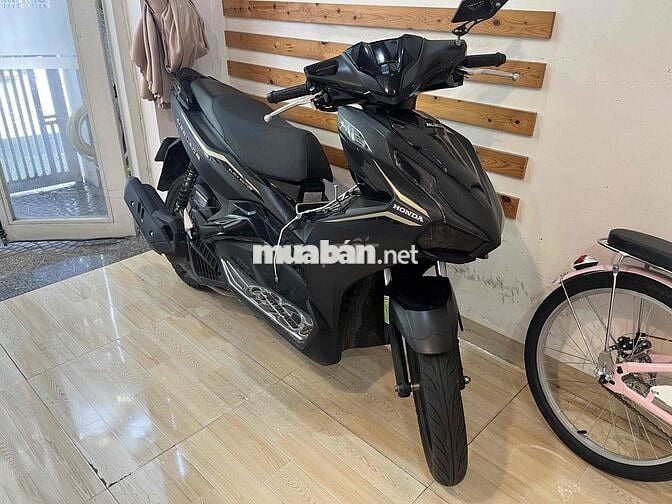 Honda AirBlade bản Edition màu đen mới keng