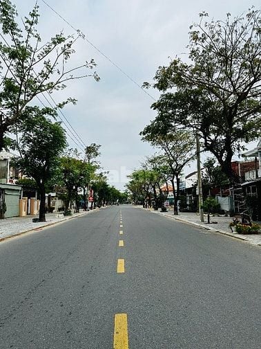 BÁN GẤP 105M2 ĐẤT MẶT TIỀN ĐƯỜNG ĐIỆN BIÊN PHỦ - HỘI AN