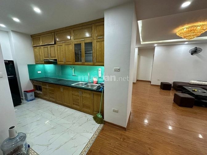 Căn hộ 3 ngủ, 2 WC,FULL đồ cc 137 Nguyễn Ngọc Vũ, Trung Hòa, Cầu Giấy