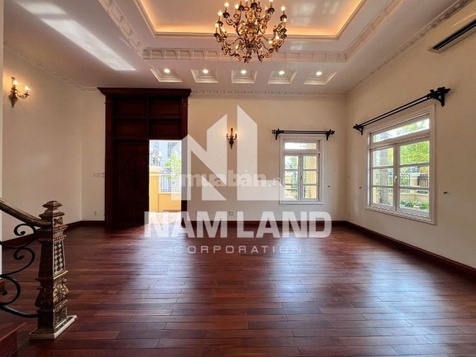 CHO THUÊ BIỆT THỰ ĐẸP 1300m HỒ BƠI,SÂN VƯỜN QUẬN 2 GIÁ 150 TRIỆU TL.