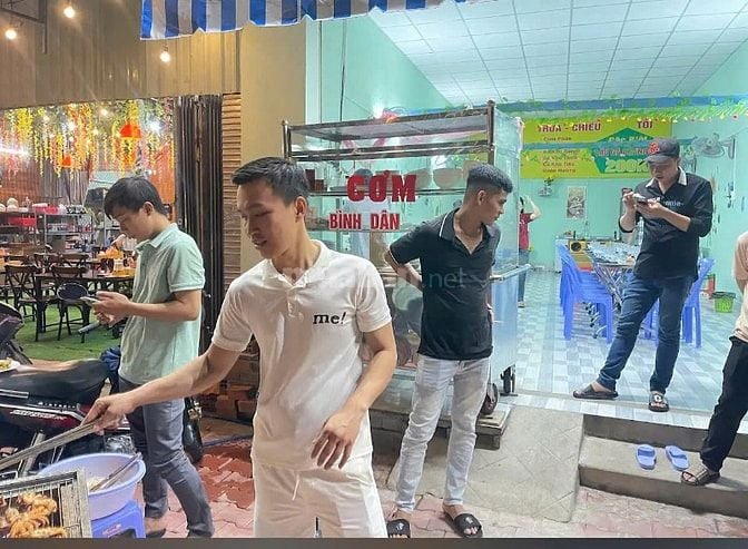 NHÀ ĐẸP MẶT TIÊN KINH DOANH GẦN CHỢ [SHR]