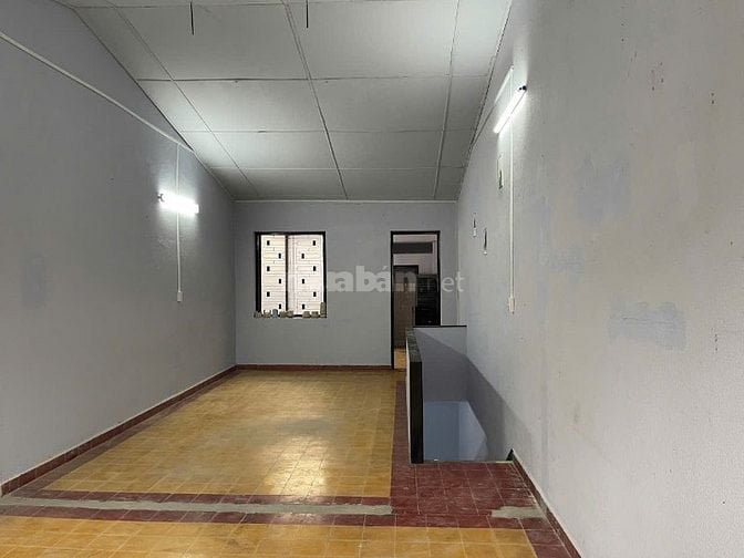 Cho thuê nhà mặt tiền 41 đường số 3 khu cư xá ngân hàng Q.7, DT4x20m