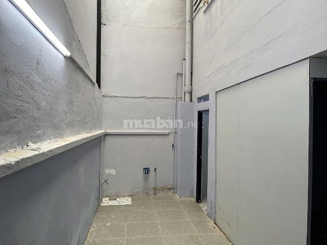Cho thuê nhà mặt tiền 41 đường số 3 khu cư xá ngân hàng Q.7, DT4x20m