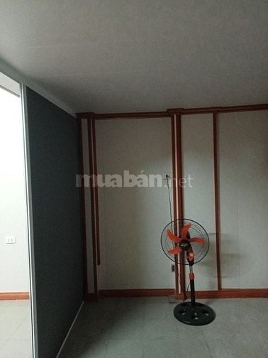 Cần bán gấp nhà TT tầng 2 Ngõ 42 Triều khúc