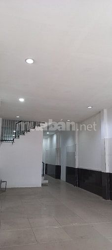 CHO THUÊ NHÀ 484 CỘNG HÒA, TÂN BÌNH, 4 TẦNG, 4 X 22 M, GIÁ CHỈ 28 TR