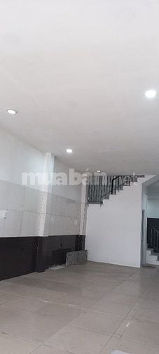 CHO THUÊ NHÀ 484 CỘNG HÒA, TÂN BÌNH, 4 TẦNG, 4 X 22 M, GIÁ CHỈ 28 TR