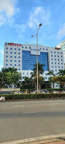 CHO THUÊ NHÀ 484 CỘNG HÒA, TÂN BÌNH, 4 TẦNG, 4 X 22 M, GIÁ CHỈ 28 TR