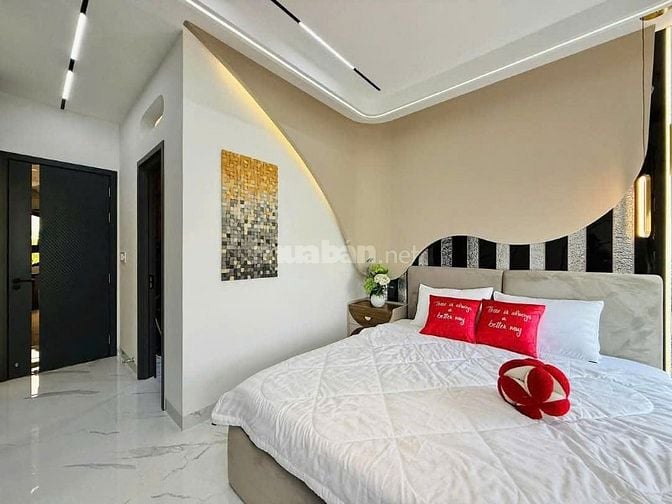 Bán nhà 3,5 tầng mới nội thất cao cấp hẻm 4m phường 16 