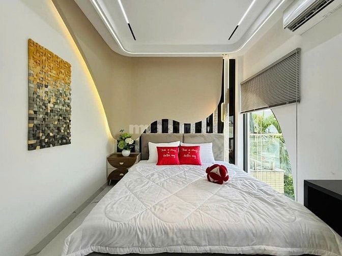 Bán nhà 3,5 tầng mới nội thất cao cấp hẻm 4m phường 16 