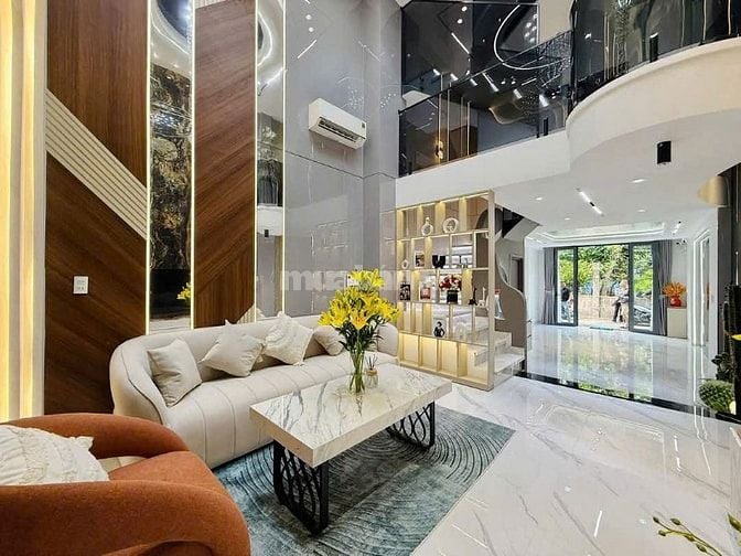 Bán nhà 3,5 tầng mới nội thất cao cấp hẻm 4m phường 16 