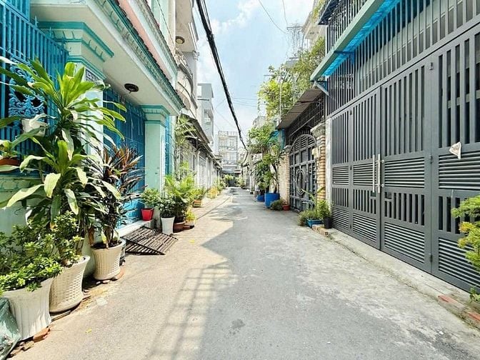 Bán nhà 3,5 tầng mới nội thất cao cấp hẻm 4m phường 16 