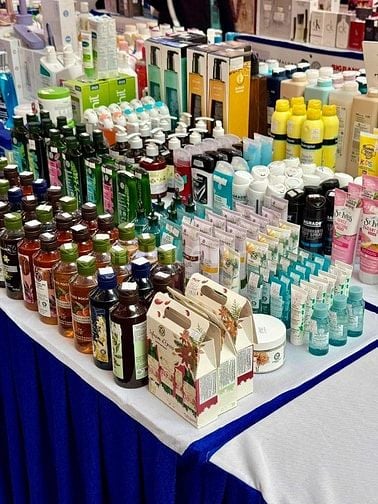SALE KHỦNG NÊN Cần Tuyển Nhân Viên Hỗ Trợ Gian Hàng Mùa Hè - LƯƠNG TỐT