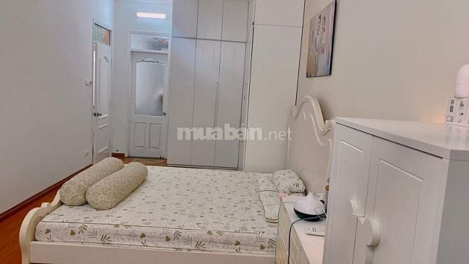 Cho thuê căn hộ chung cư 18T Lê Văn Lương Diện tích : 95m2 