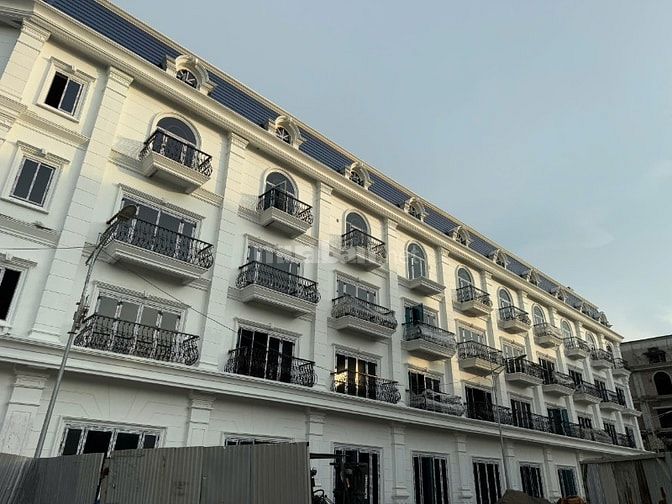 Cần bán căn Liền kề chợ đầu mối nông sản Hưng Yên, trục đường 13m