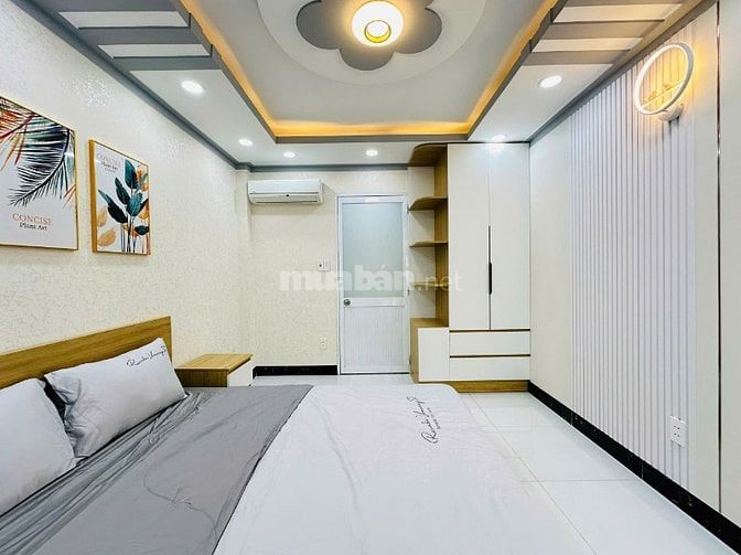 Nhà mới xây 5 tầng,Đường rộng 8m,rổ giá 6toi65o