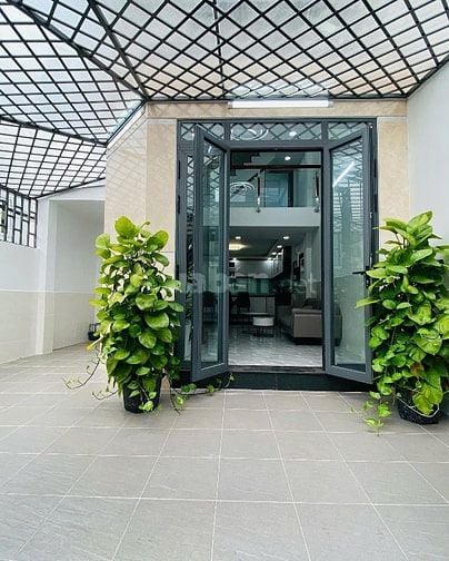 Nhà 3 lầu góc 2 Mặt tiền đường CAO CẤP Trần Bá Giao, P5, Q.Gò Vấp.