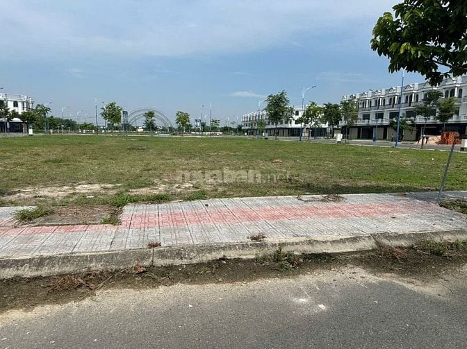 Bán đất chính chủ 100m2 ngay trung tâm bàu bàng bình dương