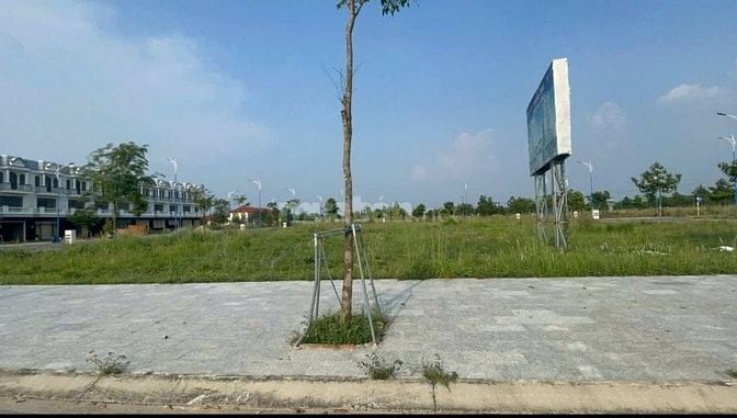 Bán đất chính chủ 100m2 ngay trung tâm bàu bàng bình dương