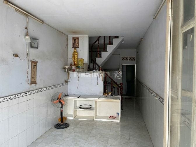 Cần bán nhà gấp, giấy tờ vi bằng đầy đủ, chính chủ