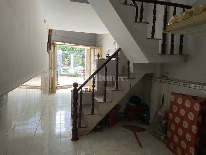 Cần bán nhà gấp, giấy tờ vi bằng đầy đủ, chính chủ