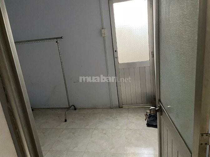 Cần bán nhà gấp, giấy tờ vi bằng đầy đủ, chính chủ