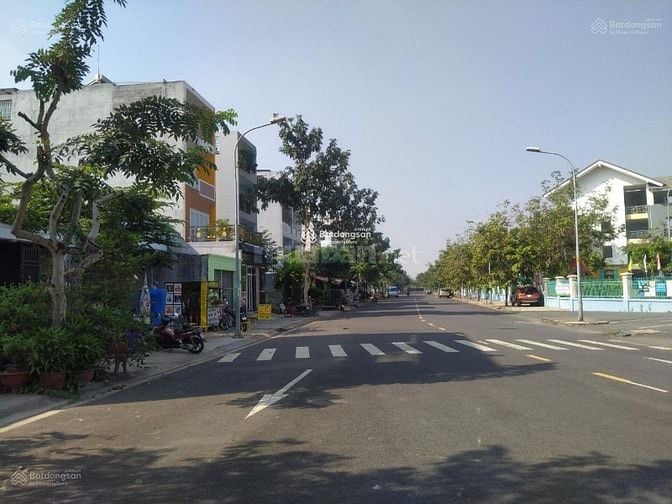 Bán đất sổ đỏ 90m2 giá tốt nhất thị trường chỉ 2tỷ450 công chứng ngay