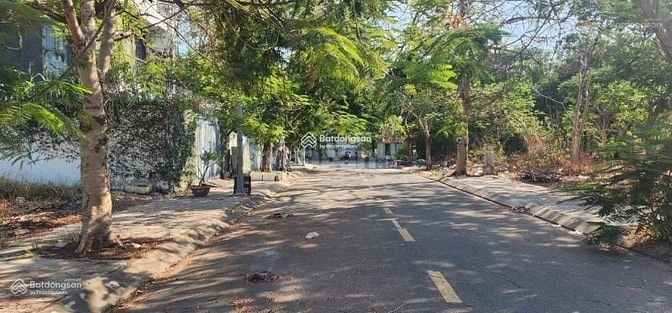 Bán đất sổ đỏ 90m2 giá tốt nhất thị trường chỉ 2tỷ450 công chứng ngay